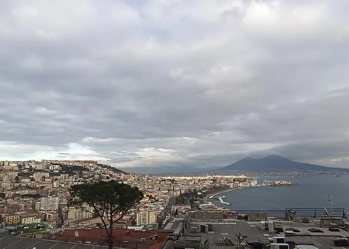 דירה Interior Three