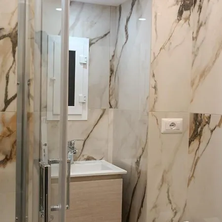 Appartement Interior Three Naples
